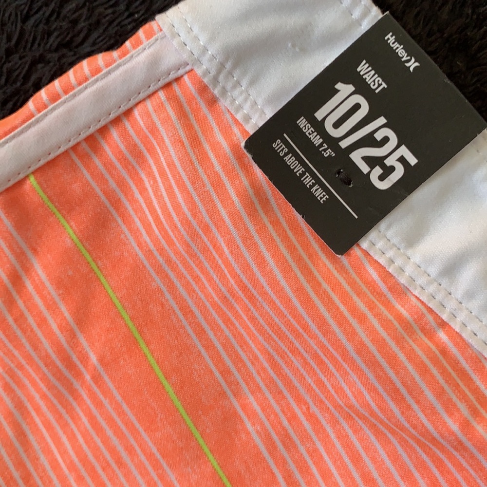 🎉Host Pick🎉 Hurley Boys Swim Trunks - Picture 4 of 5